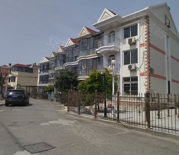 吴中龙西典雅花园联排别墅,自住装修,拎包入住,4室2厅