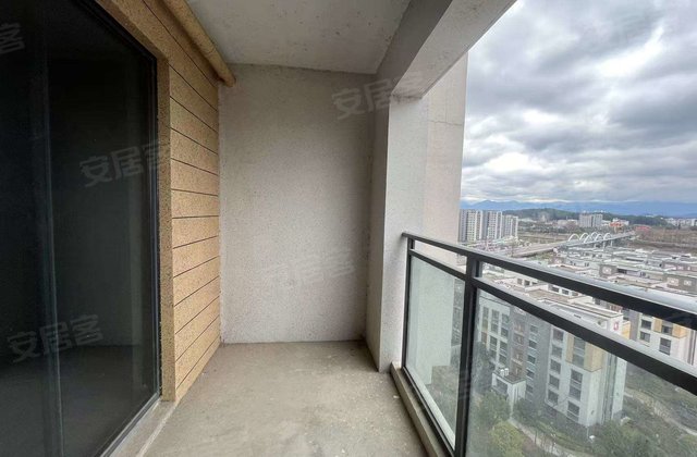 栢景雅居玉兰轩5室3厅144㎡158万二手房图片