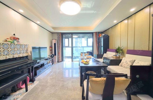 青铁华润城(一期二期)4室2厅141.25㎡530万二手房图片