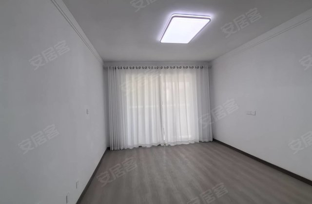 通银天泽府3室2厅117㎡145万二手房图片