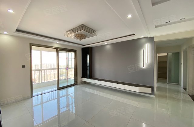 嘉誉商贸城3室2厅137㎡112.8万二手房图片