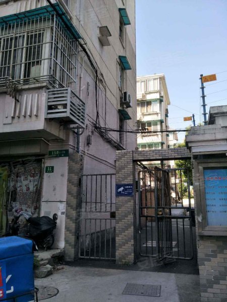 东三街15弄小区 