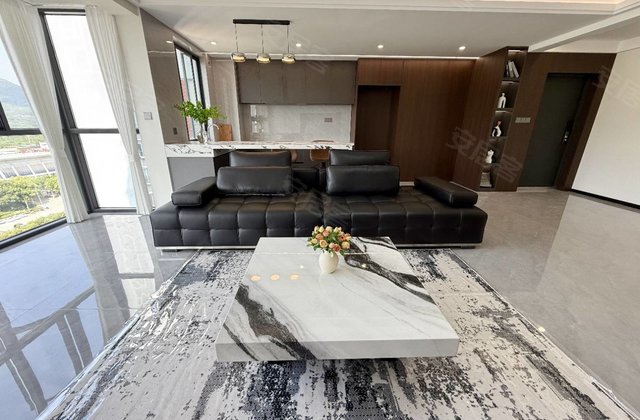 金色家园(京山)3室2厅140㎡49.8万二手房图片