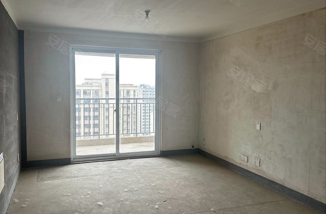 华润橡树湾三期4室2厅118㎡124万二手房图片