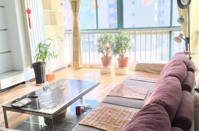 体育大厦3室2厅152㎡126万二手房图片