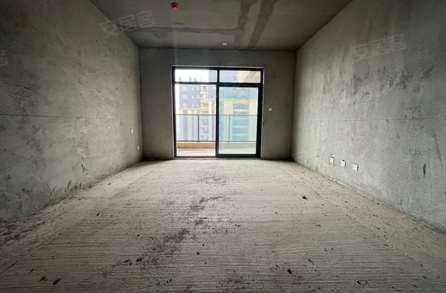 龙之光国际中心3室2厅122㎡112万二手房图片