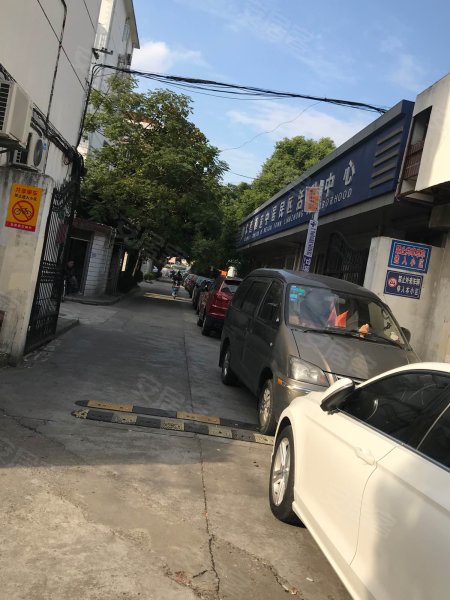 莲安东路79弄小区 