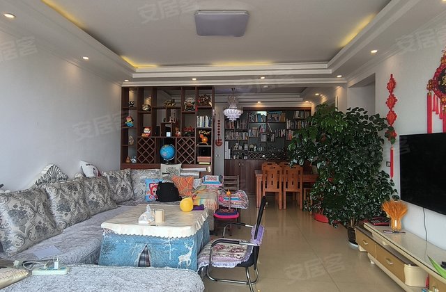 龙泽丰园3室2厅127㎡48.6万二手房图片