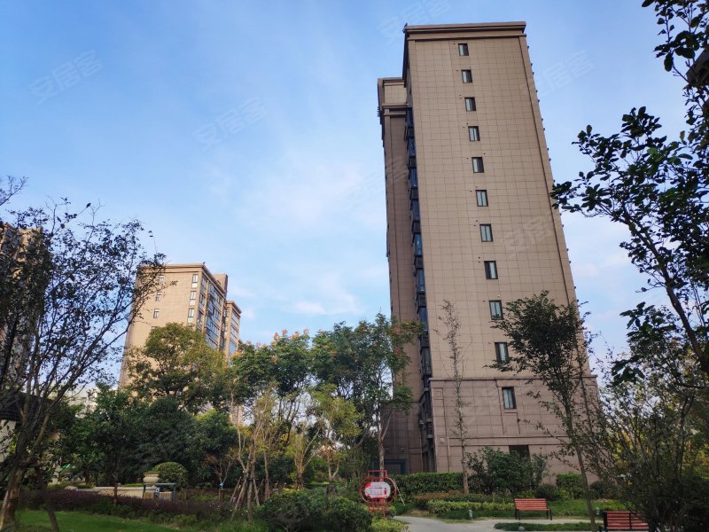 日月光伯爵天地汇景华庭