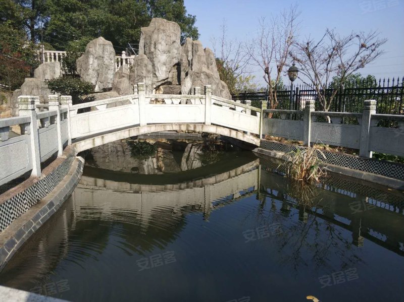 同升湖山庄豪世潍e区(别墅)