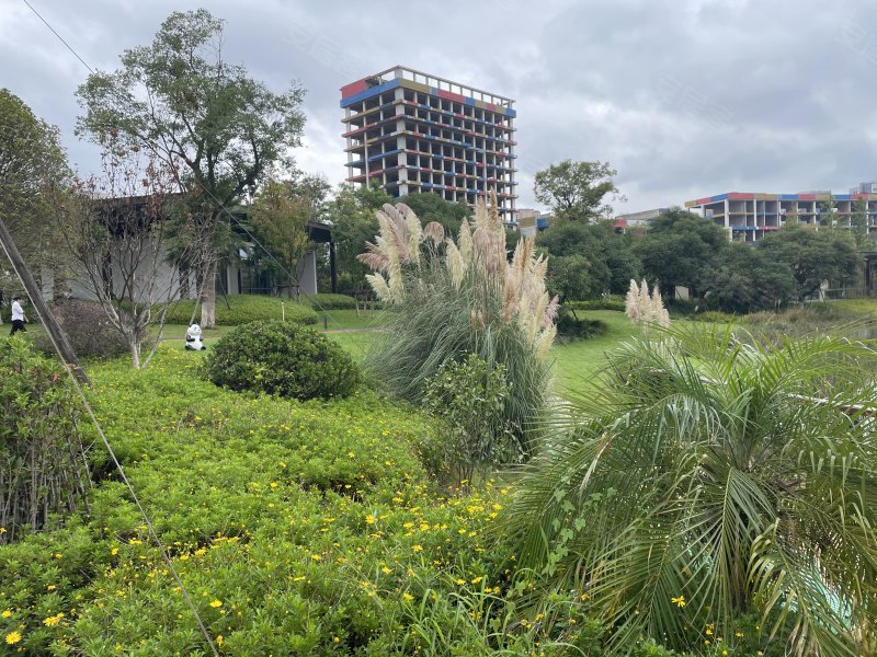 俊发彩云城檀湾,昆洛路,近昆磨高速-昆明俊发彩云城檀湾二手房,租房