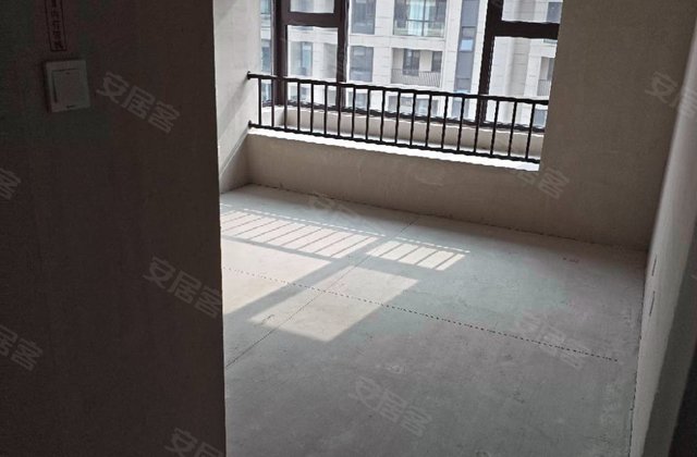 海天映月3室2厅94.13㎡59万二手房图片