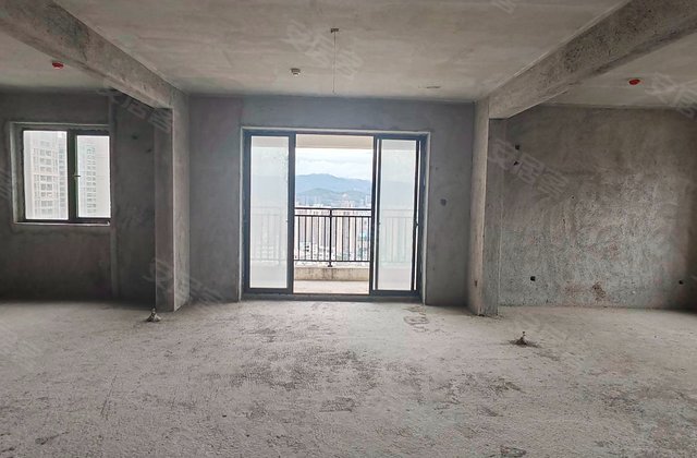 力志御峰4室2厅129.92㎡170万二手房图片