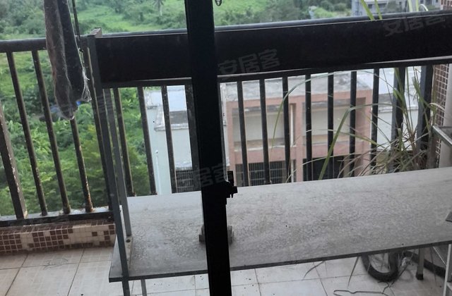 避暑山庄2室1厅55.79㎡40万二手房图片