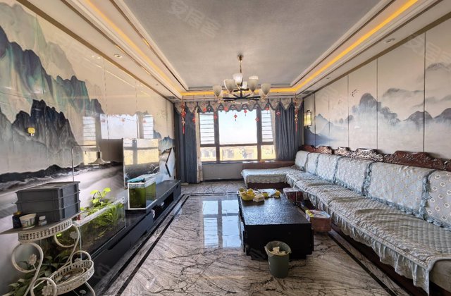 华源圣地欣城3室2厅137㎡53万二手房图片