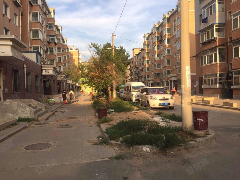 工人新村(劳动公园),南十一西路15号-沈阳工人新村(劳动公园)二手房