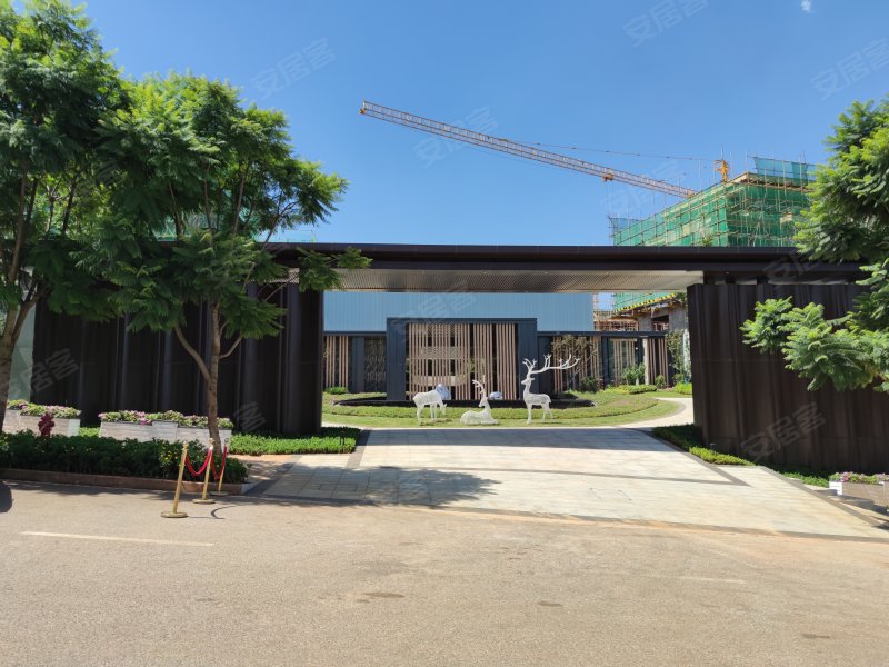 阳光城滇池半山