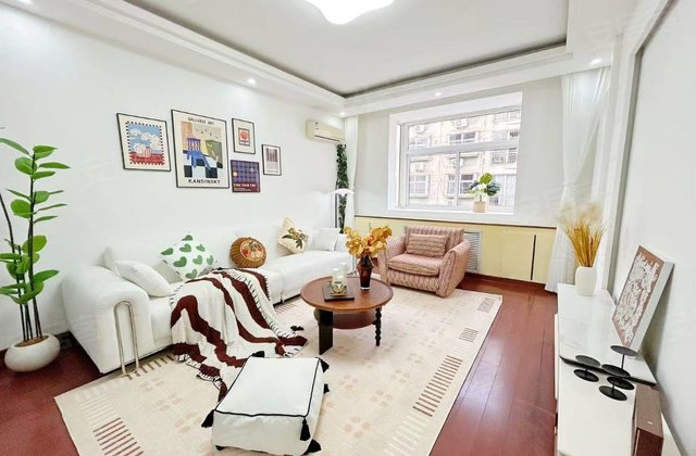 宏图小区3室2厅130㎡76万二手房图片