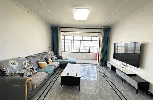 金桥华府4室2厅137㎡53.8万二手房图片