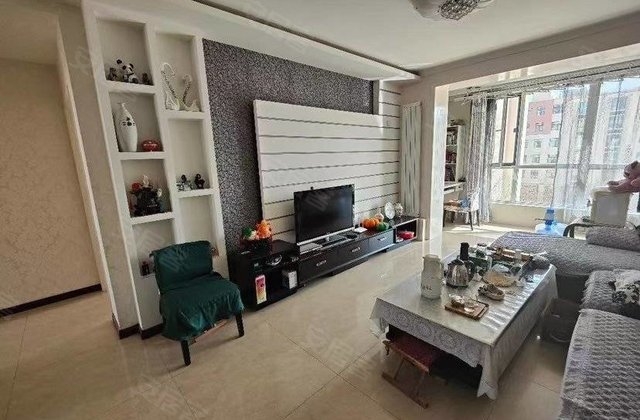 27号小区嘉润苑2室2厅108㎡56.2万二手房图片