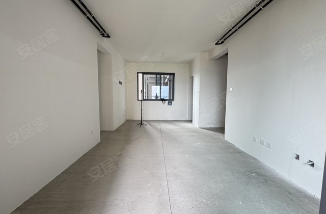 邦泰南山国际社区龙玺3室2厅98㎡66.3万二手房图片