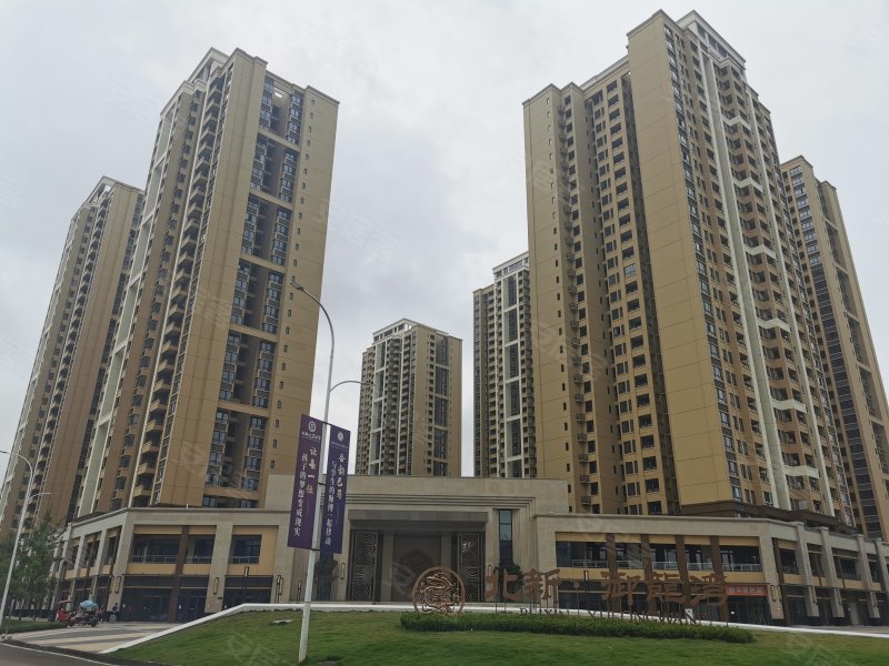 北新御龙湾一街区