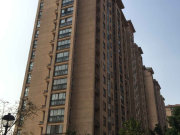 朝南 双卫 中间楼层采光好 出行方便 小区新 正规商品