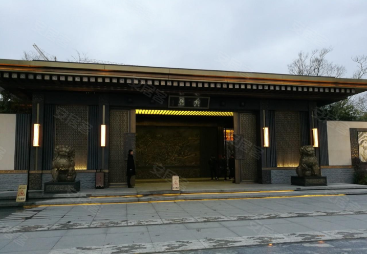 央玺(公寓住宅) 