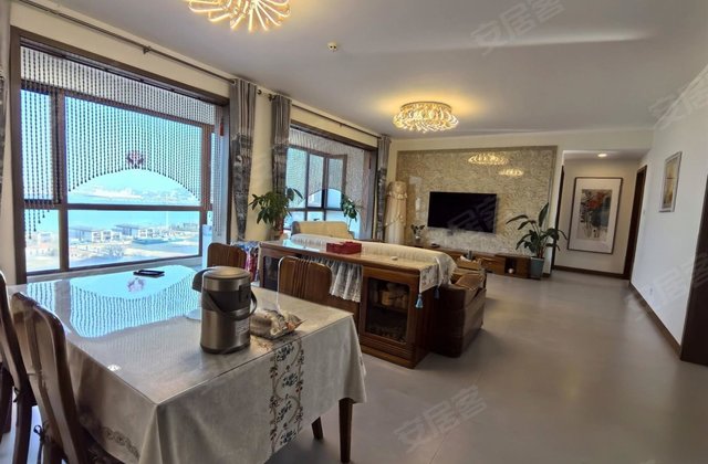 华发九龙湾(一期1-20号)4室2厅172㎡308.8万二手房图片