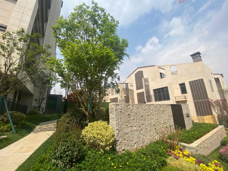 保利春湖(别墅)