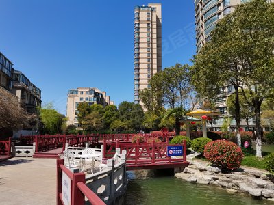 小区>吴江老城小区>奥林清华东区>查看地图吴江-吴江老城-高新路959号