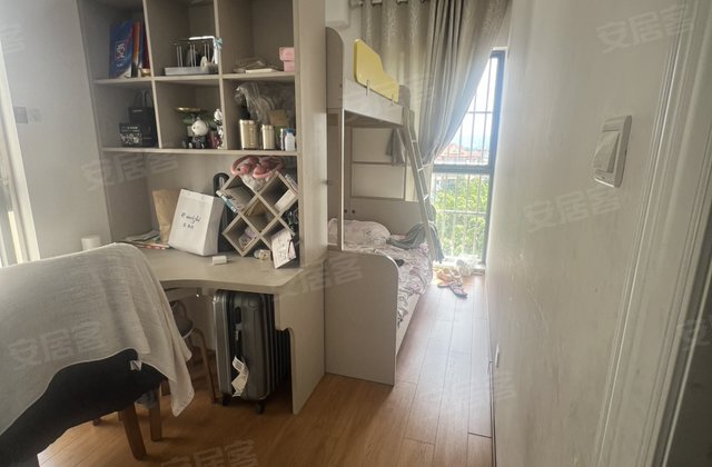 三棵树风情苑4室2厅102㎡63万二手房图片