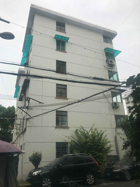 真新新村嘉秀坊 