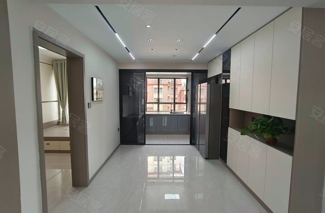 滨河公馆4室2厅134㎡83万二手房图片