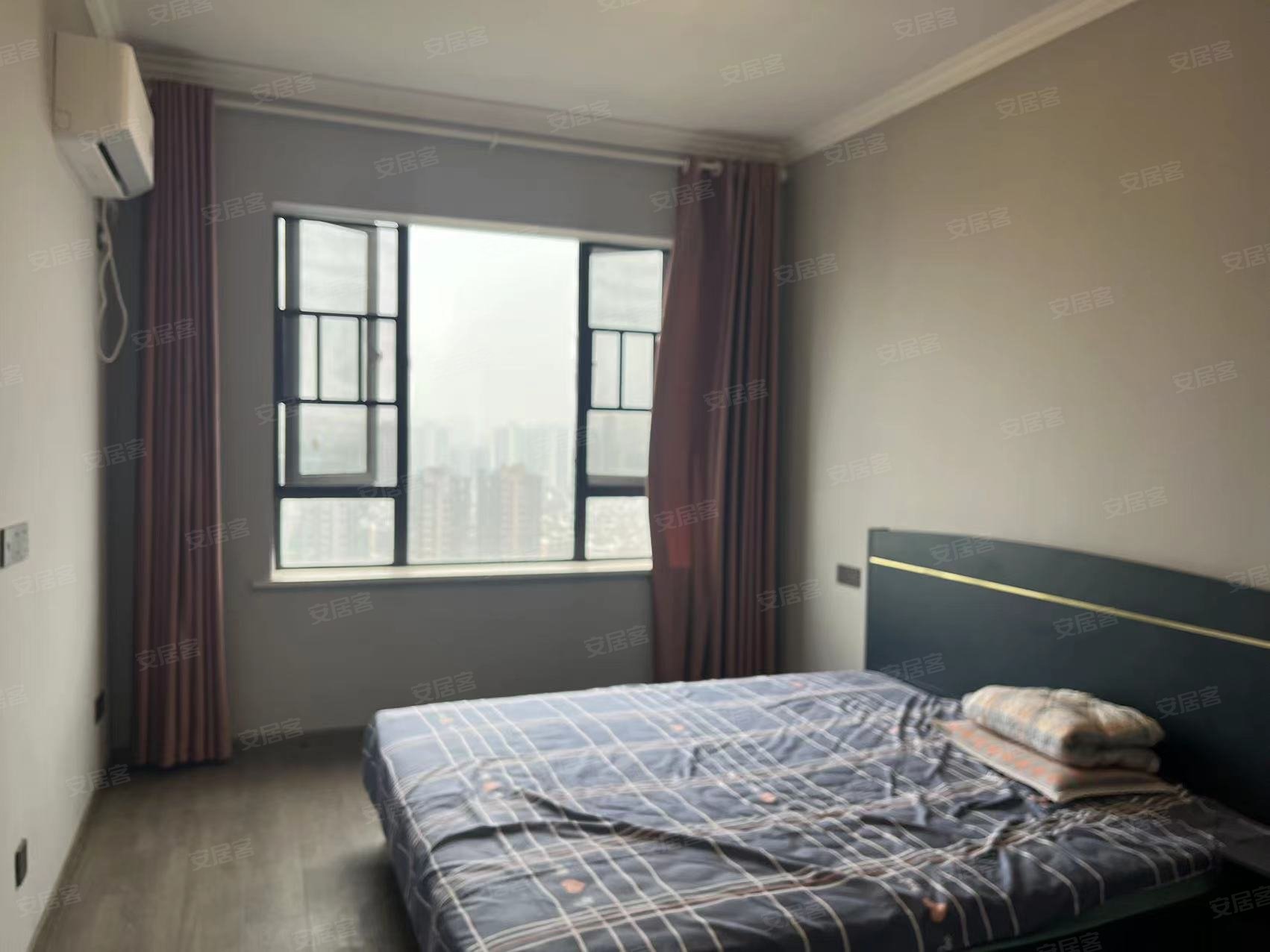 恒茂城市之光3室2厅1卫99.08㎡南73万