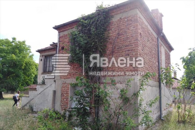 保加利亚约¥27万BulgariaPlovdivс. Калековец/s. KalekovecHouse出售二手房公寓图片