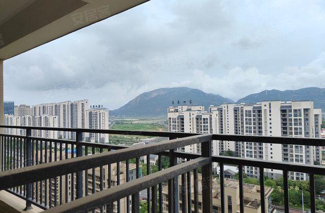 永鸿澜悦城3室2厅100㎡36.8万二手房图片