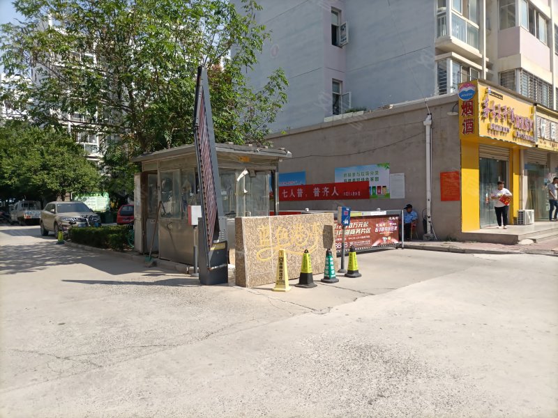 蓝色港湾东区(睢阳),侯恂路,近归德路 - 商丘蓝色港湾东区(睢阳)二手
