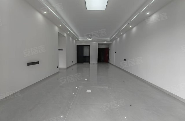 云凌雅苑3室2厅115㎡57.8万二手房图片