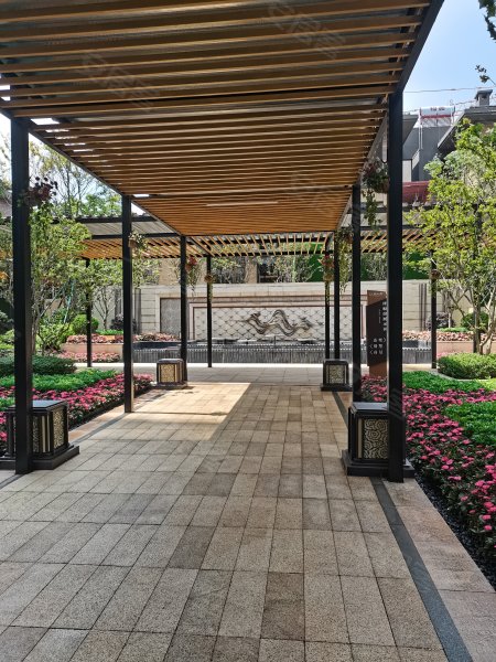 海伦堡大城小院