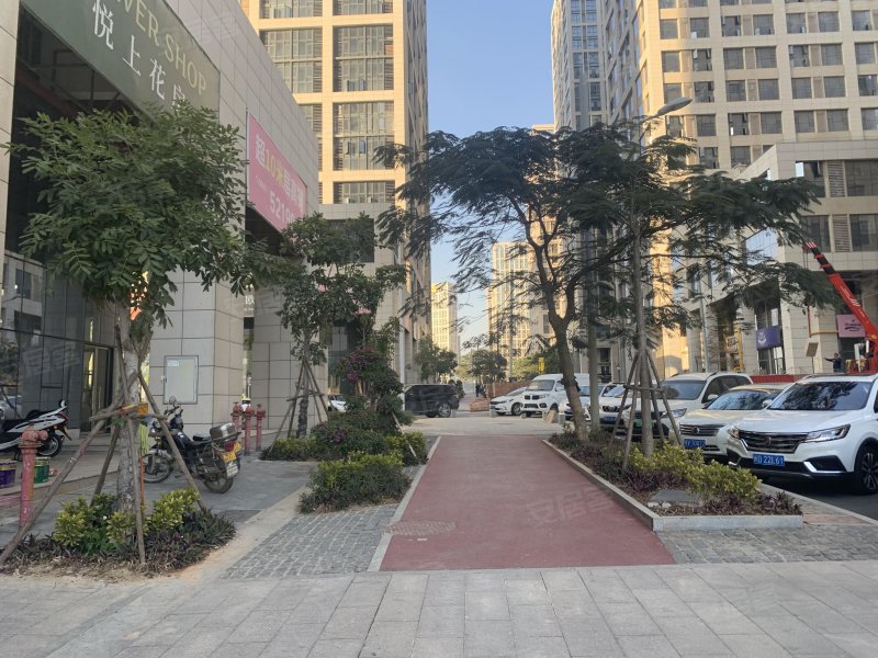 新景国际城创智公馆