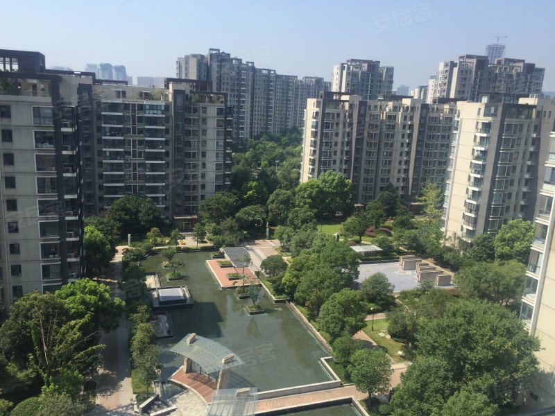 银城西堤国际第一区