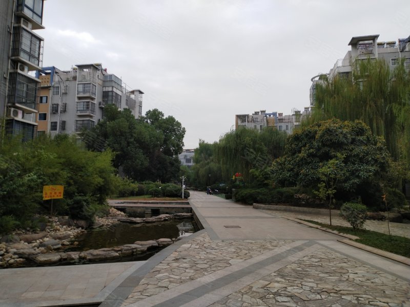 香江生态丽景a区