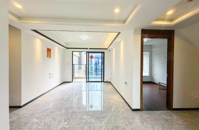 保利叁仟栋壹海里4室2厅116.93㎡199万二手房图片