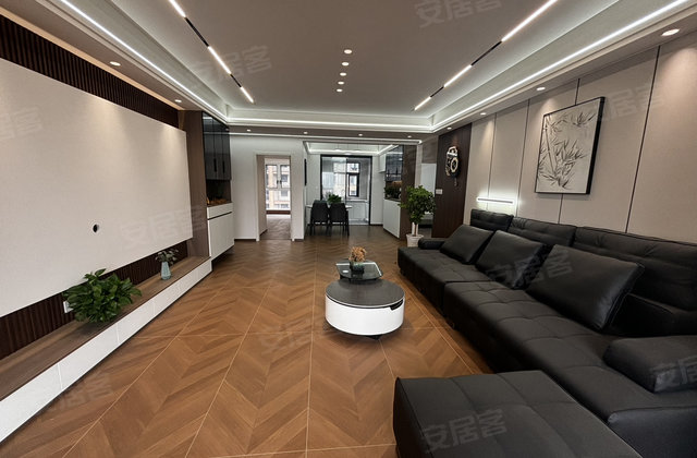 西雅半岛3室2厅135㎡65.7万二手房图片