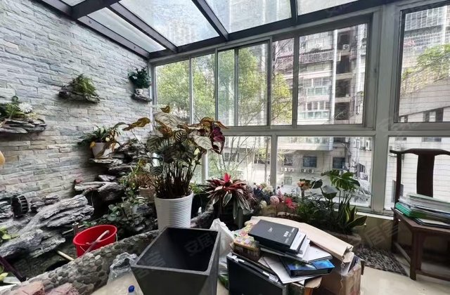 五洲财富广场4室2厅130㎡133万二手房图片