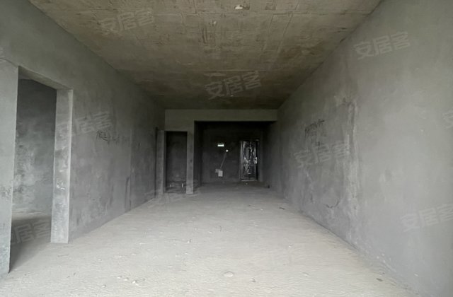 天骄学府3室2厅116㎡46万二手房图片