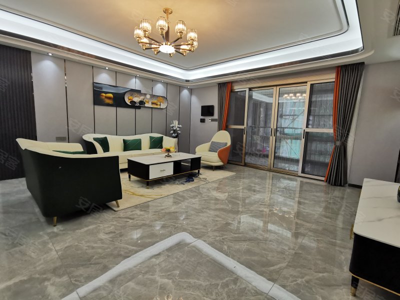 急售股东急用钱东渡玺悦89平三房两厅67万精装带车位