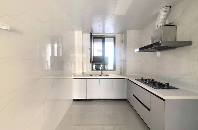 翔凯上城虞园(二期)4室2厅150㎡128万二手房图片