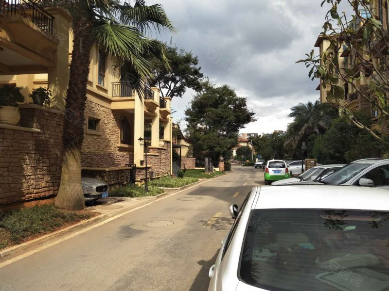 滇池卫城滟澜湾